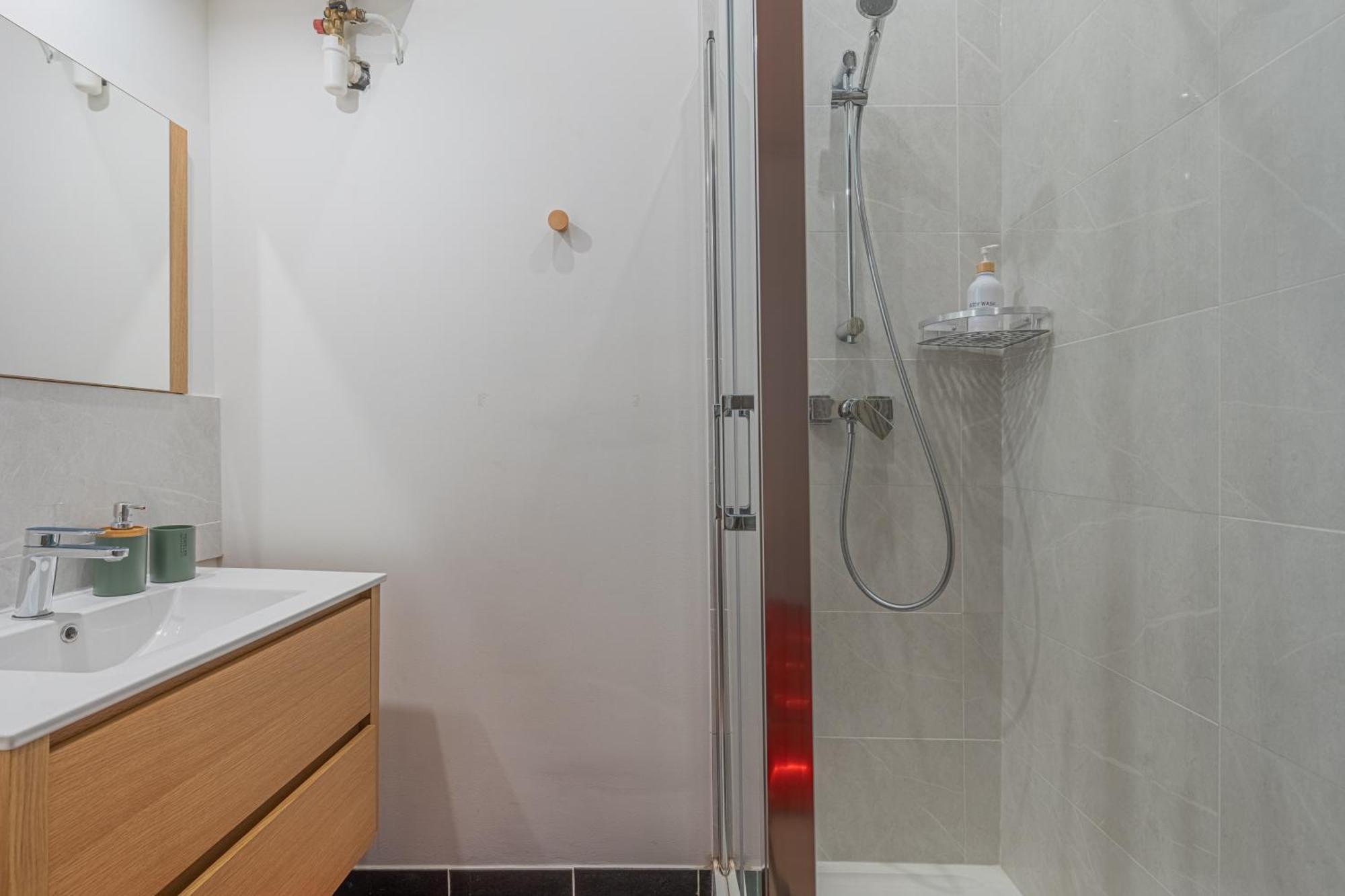 Ferienwohnung Luxury Cinephile - Netflix - 2 Balcons - Garage Prive - Minibar Grenoble Exterior foto